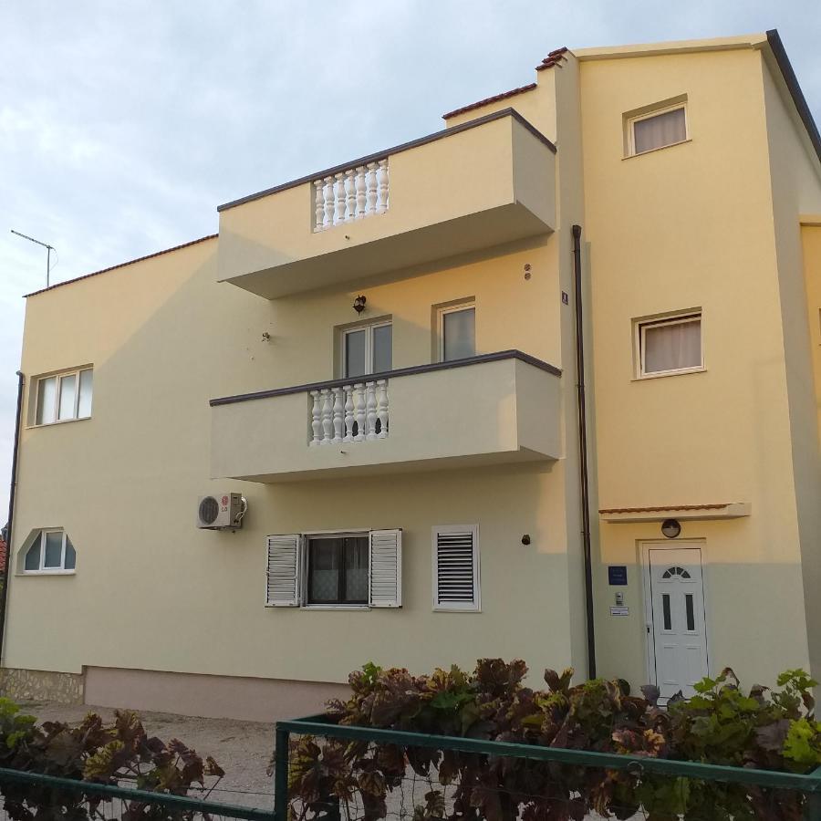 Apartments Mira Jadrtovac Extérieur photo